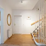 Apartman In *