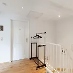 Apartman In *